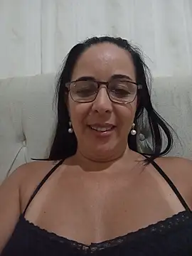 regina475's Live XXX Chat