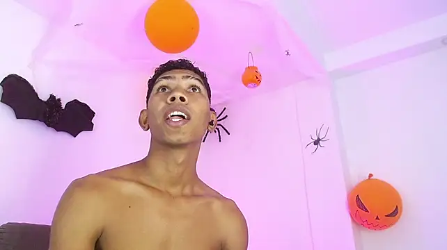 Chat +18 de skiper_monstercock ao vivo