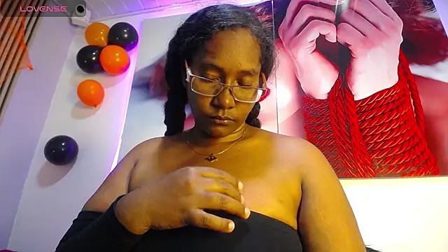 bellanoir18 Chat XXX in diretta