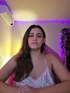 MiaRides19's Live XXX Chat