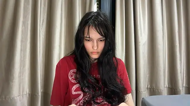 SebrinaMontelle's Live XXX Chat