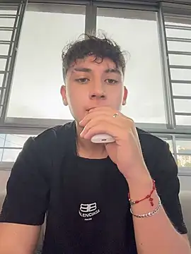 OLIVER_K Live XXX Chat
