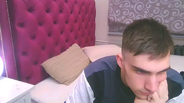 DeanWilde Live XXX-chat