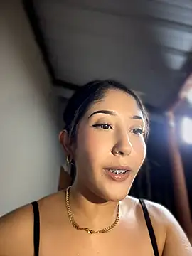 Maddy_Lara's Live XXX Chat