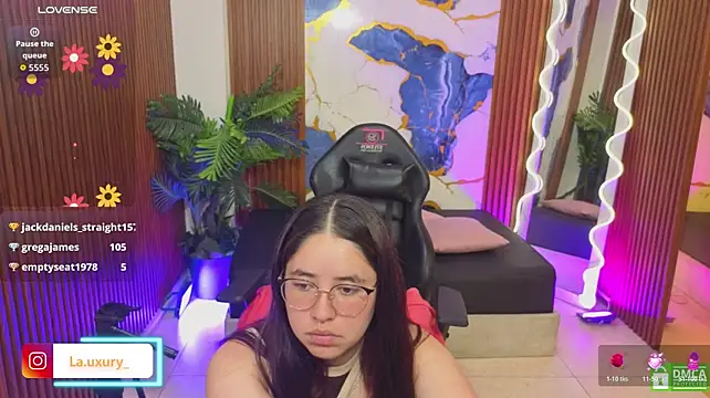 lauxury_tay1 라이브 XXX 채팅