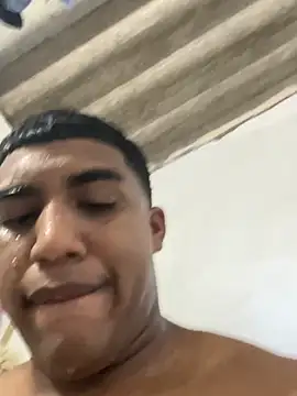Luis_Mondacon webcam show