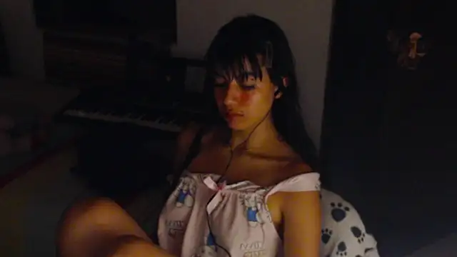 แชท XXX สดของ meganmiauu
