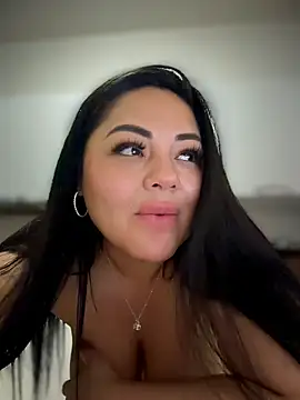 shashemel Chat XXX in diretta
