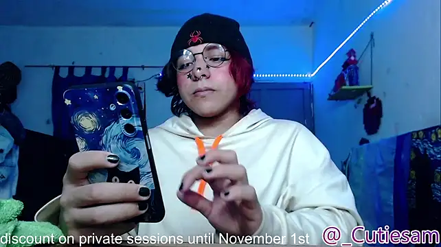 צ'אט XXX בשידור חי של Cutie_Sam