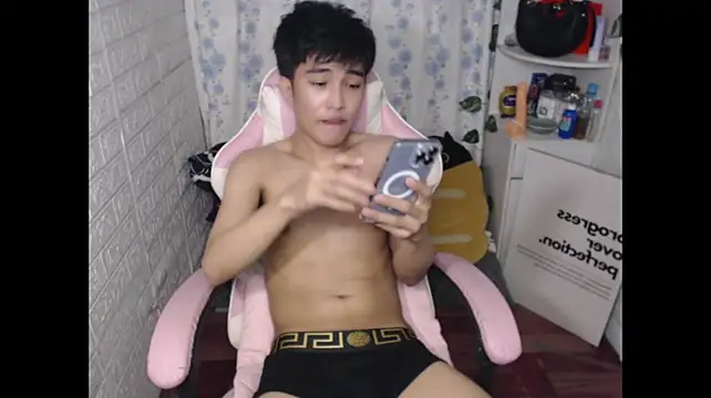 _peachyboyyy 现场XXX聊天