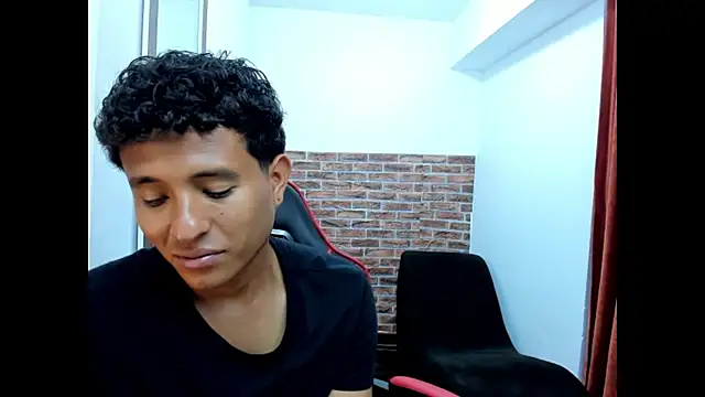 WIZARD-ALESSANDRO – Naživo XXX chat
