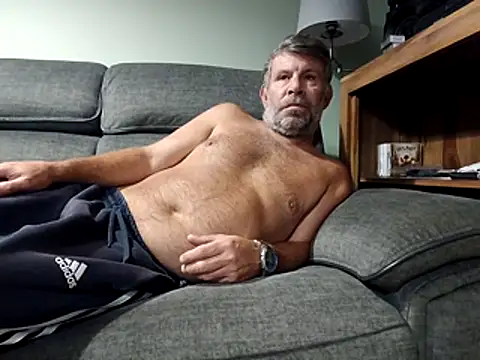 stud2512 Live XXX Chat