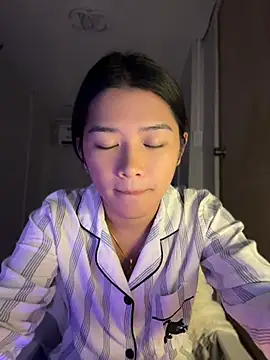 hugecock_molly Chat XXX in diretta