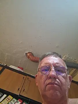 Robotnikm Live XXX-chat