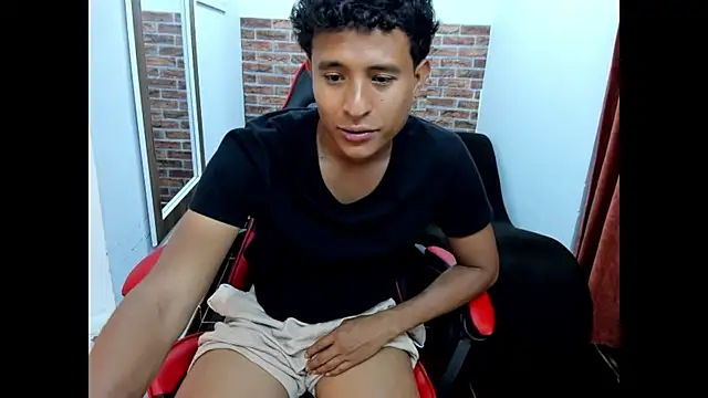 WIZARD-ALESSANDRO – Naživo XXX chat