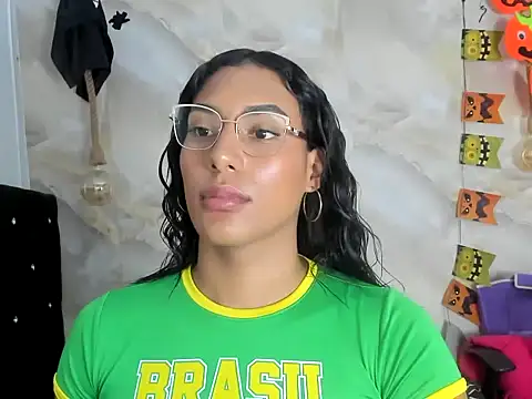 Chatroom XXX en direct de sasha_smith18