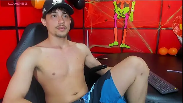 JuanFer117_ live XXX chat