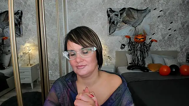 MayaNoire Chat XXX live