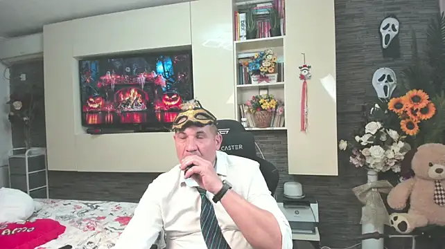 SpartacusDaddy48 现场XXX聊天