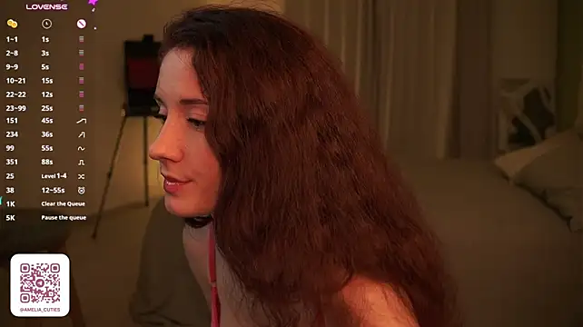 Živý XXX chat TeaseDealer