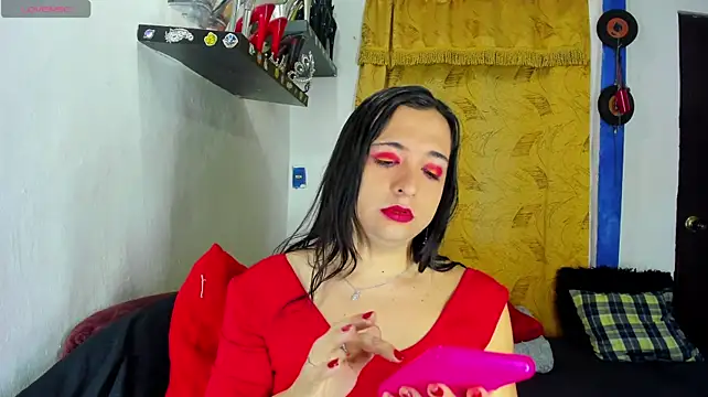 SARAMISHA Chat XXX live