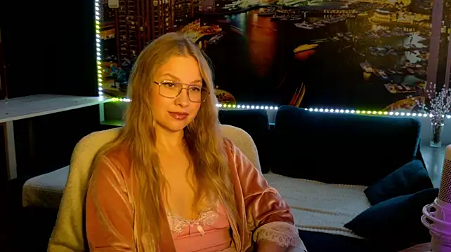 pusyavykusya Adlı Modelin Canlı XXX Sohbeti