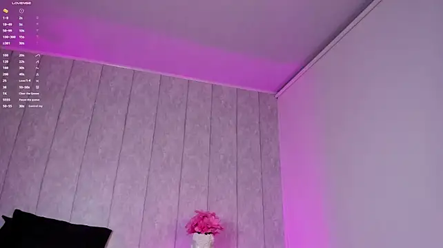 Chatroom XXX en direct de Hanna_naoo_