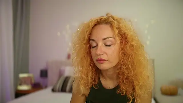 EmilyLakoma's Live XXX Chat