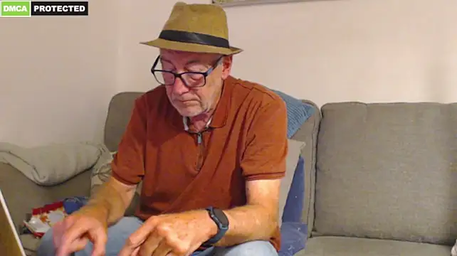 XXX chat uživo modela bluedae1