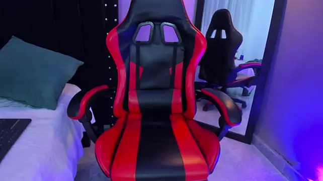 Loogert11n Live XXX chat