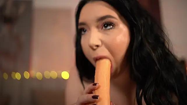 KellyMistn Live XXX chat