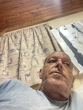 Chat XXX ao vivo de GeldenKuy