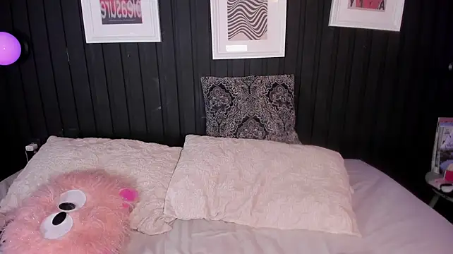 alison_ferrera_n Live XXX chat