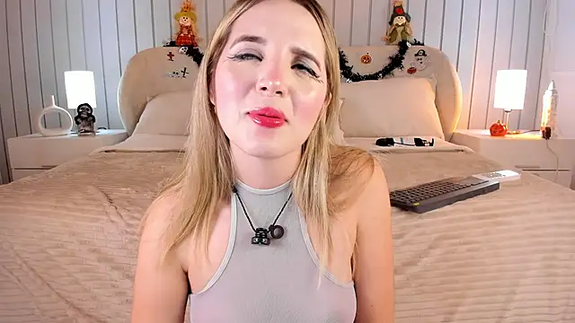 Maia_Collins Live XXX-Chat