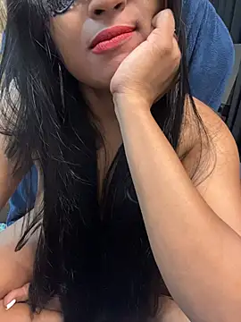 XXX chat uživo modela LillyLive