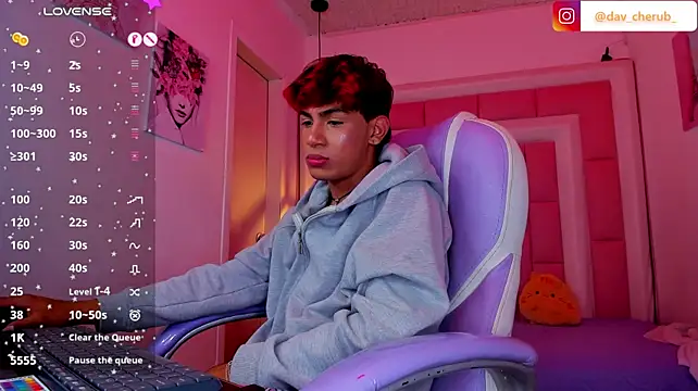 Živý XXX chat cherub_