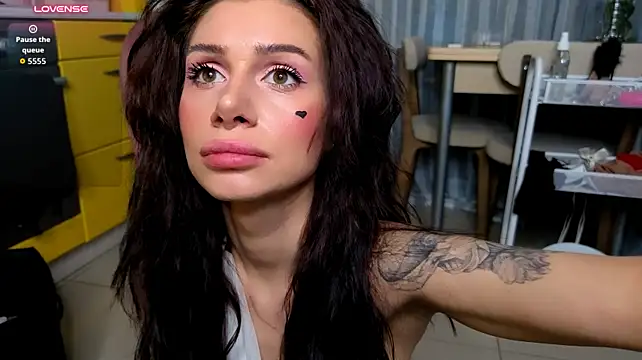 Živý XXX chat Carry_Star