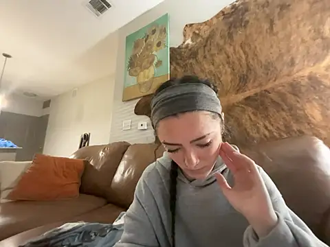 ash10alex's Live XXX Chat