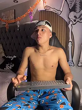 Chatroom XXX en direct de Dominik_Souza