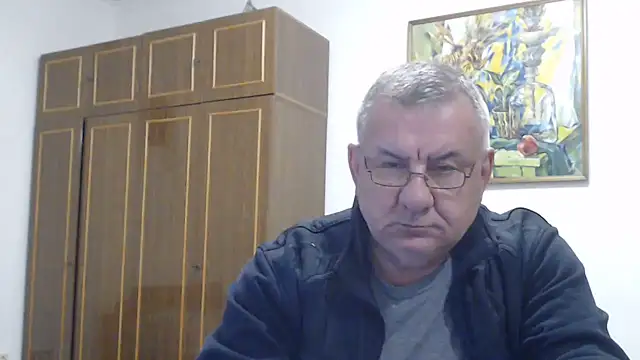 XXX chat uživo modela machomale3