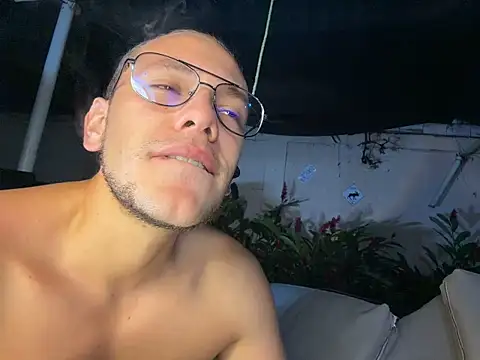 HotLovers_ Adlı Modelin Canlı XXX Sohbeti