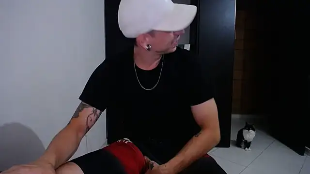צ'אט XXX בשידור חי של xxxmethodic