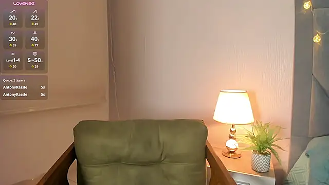 your_fav_twink_'s Live XXX Chat