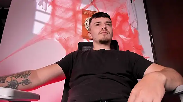 james_connor2 Adlı Modelin Canlı XXX Sohbeti