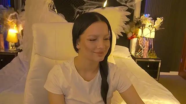 MissSonyaShy's Live XXX Chat