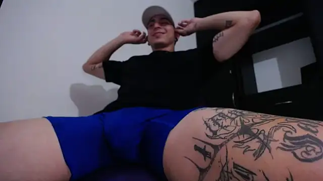 צ'אט XXX בשידור חי של xxxmethodic