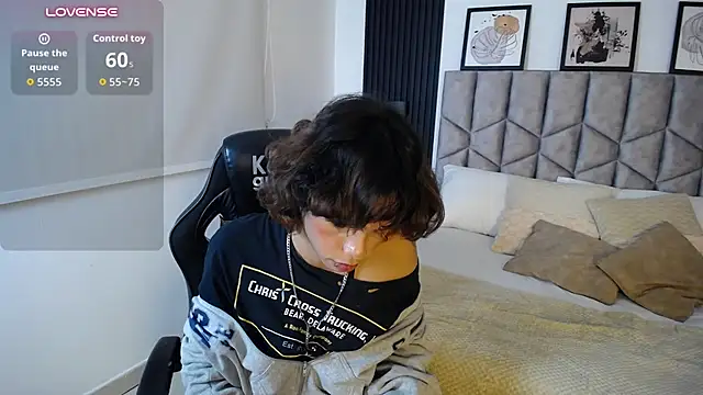 Sweet_Poison37's Live XXX Chat