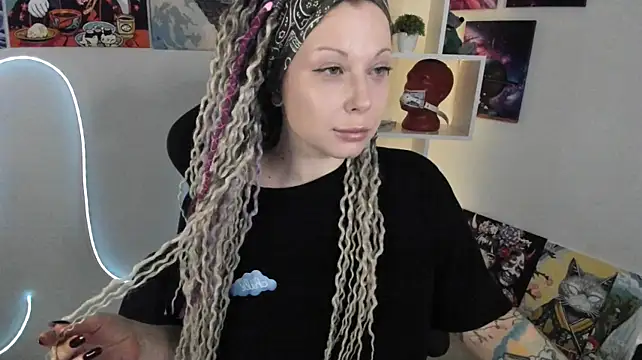 HoneySallyMoore's Live XXX Chat