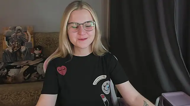 MissBrightShine's Live XXX Chat