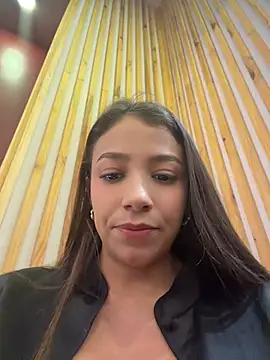 Hall_16 Chat XXX in diretta